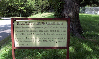 8d3e7-fort_leavenworth_military_prison_cemetery-5540864